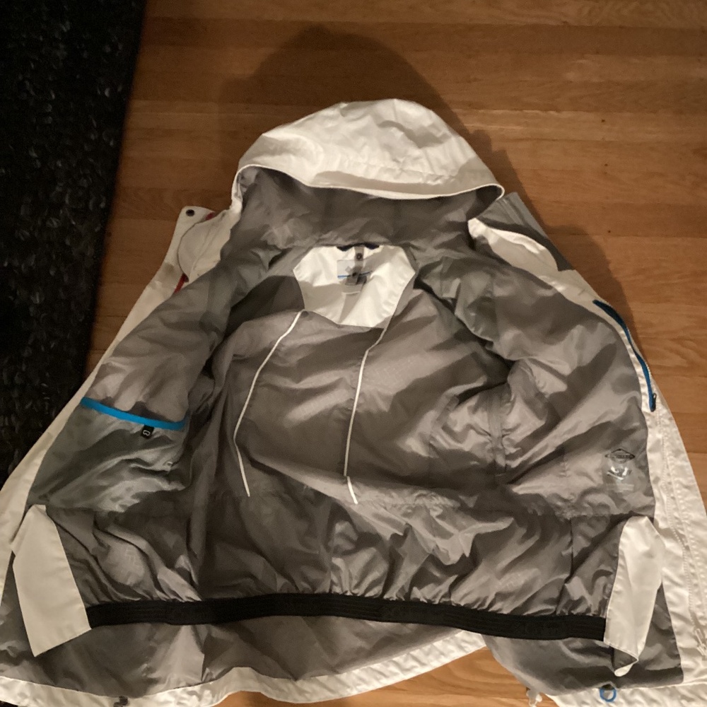 Columbia rain jacket Omni teck